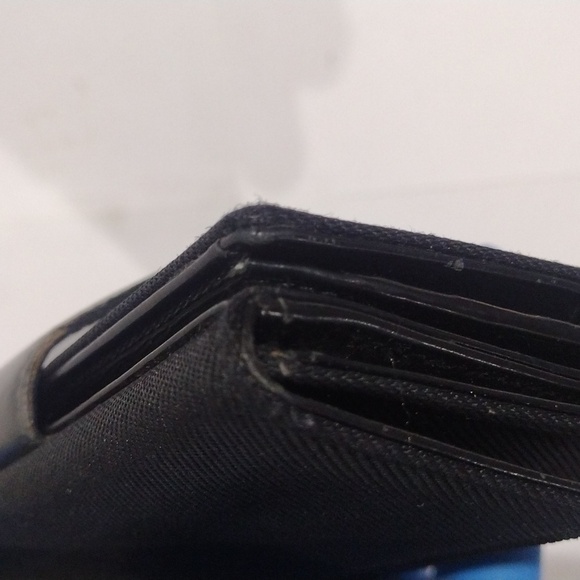 Bvlgari Trifold Leather Wallet – Black, Long Style, Snap Closure, Auth. Designer - Picture 9 of 16